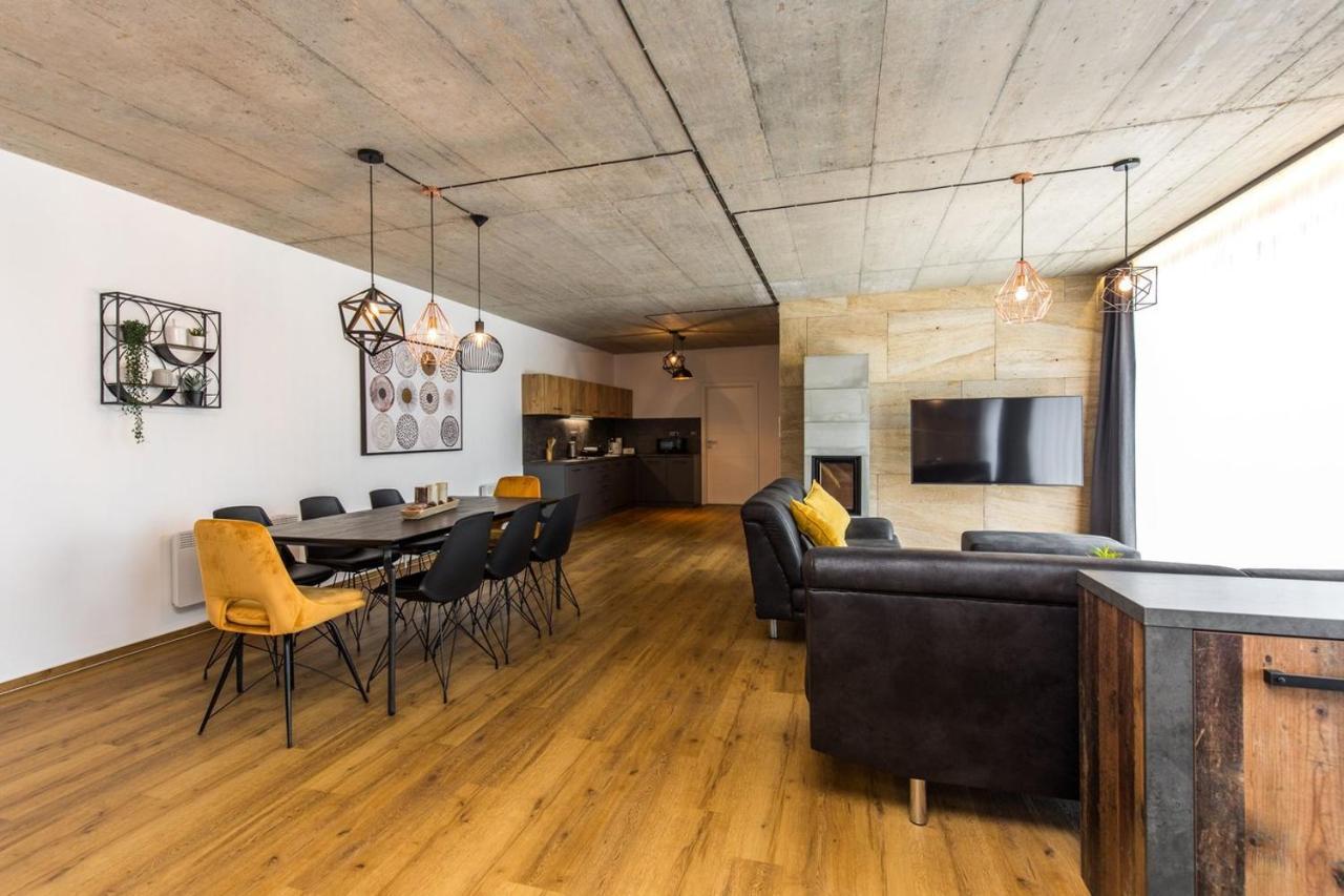 Ea Hotel Kraskov Starý Dvŭr エクステリア 写真