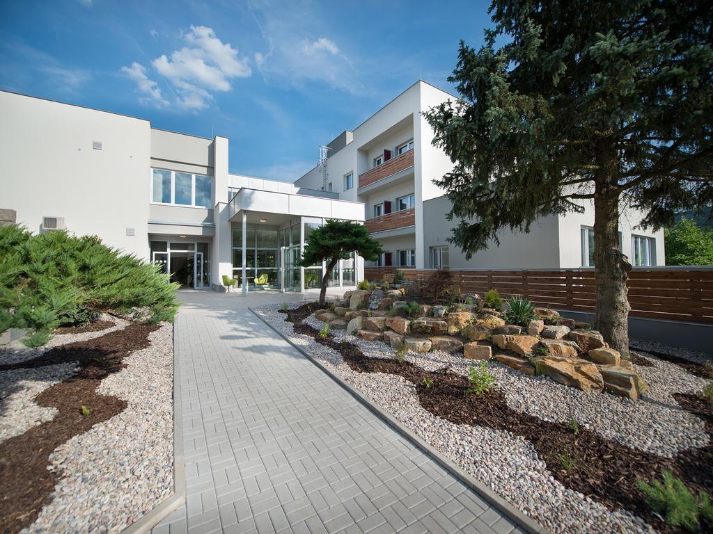 Ea Hotel Kraskov Starý Dvŭr エクステリア 写真
