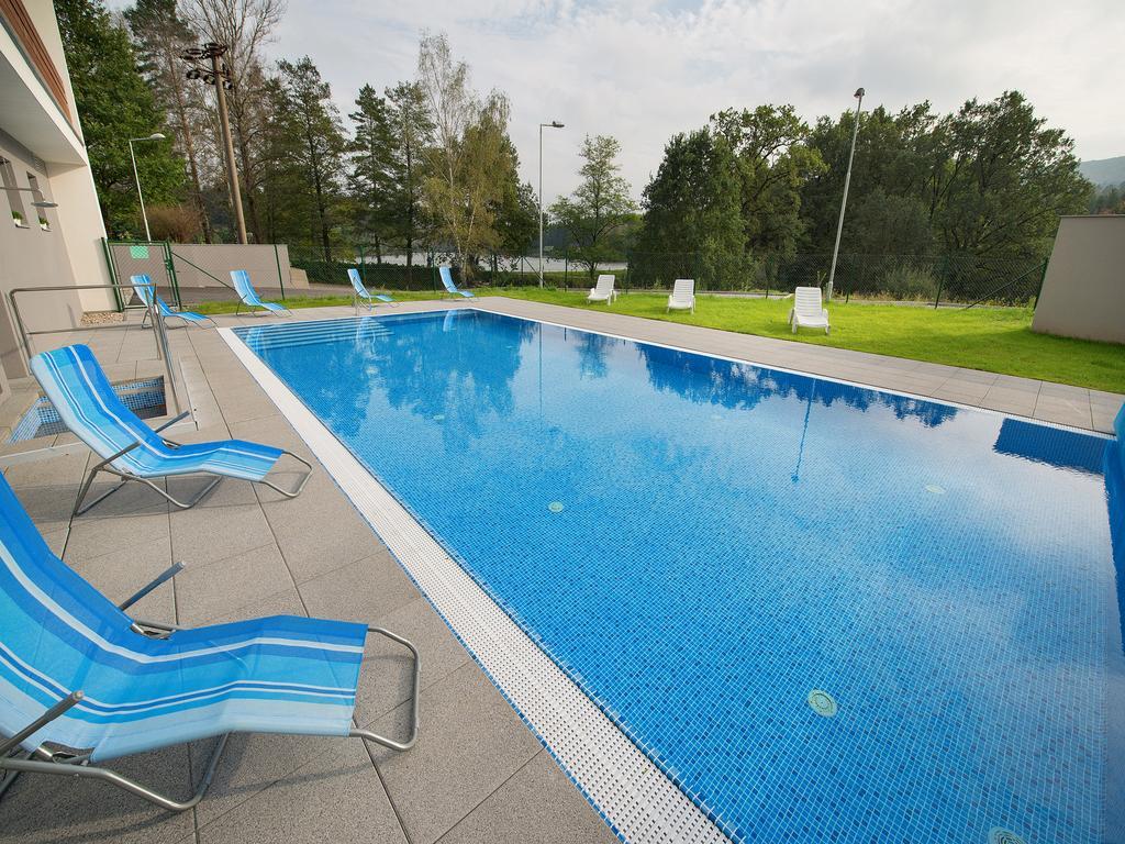 Ea Hotel Kraskov Starý Dvŭr エクステリア 写真