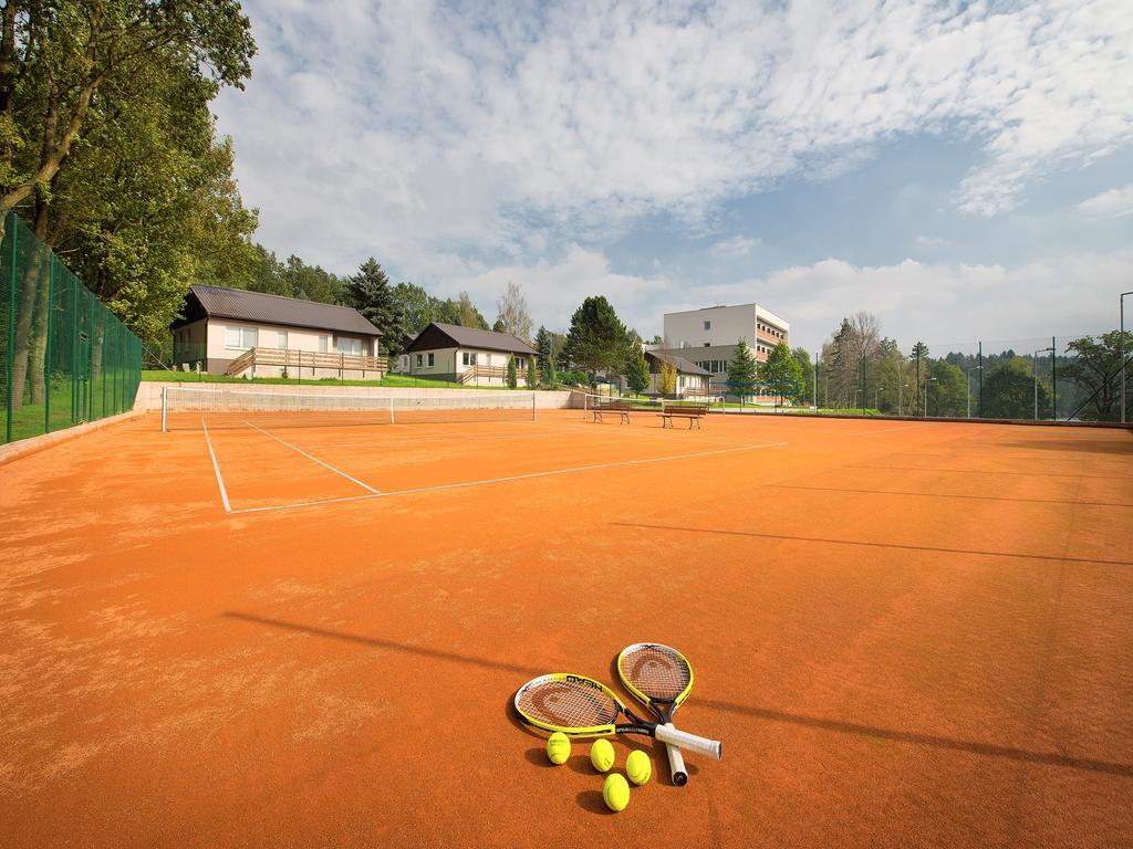 Ea Hotel Kraskov Starý Dvŭr エクステリア 写真